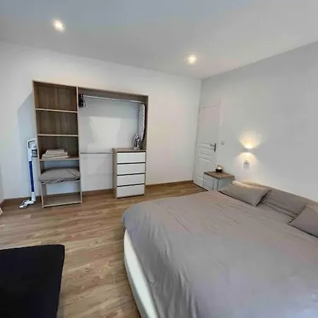 2 Sur Propriete Prive De 3500m2 Apartment Cestas