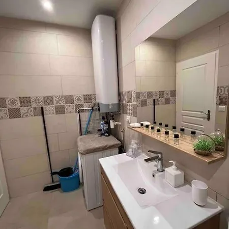 2 Sur Propriete Prive De 3500m2 Apartment Cestas